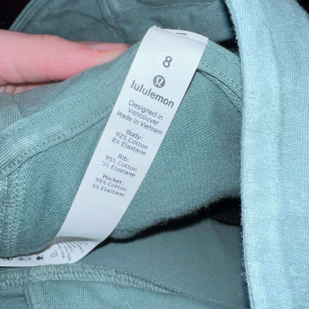 Lululemon scuba pullover - Picture 5 of 7